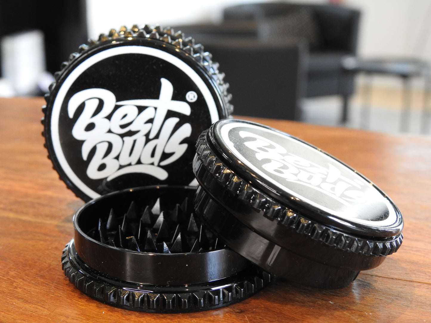 Grinder en plastique BestBud RazorTeeth